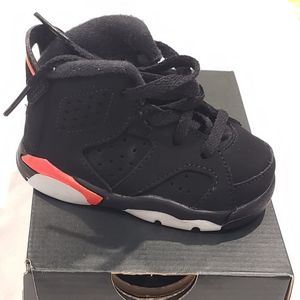 Baby Jordan 6 Retro Sneakers 4c